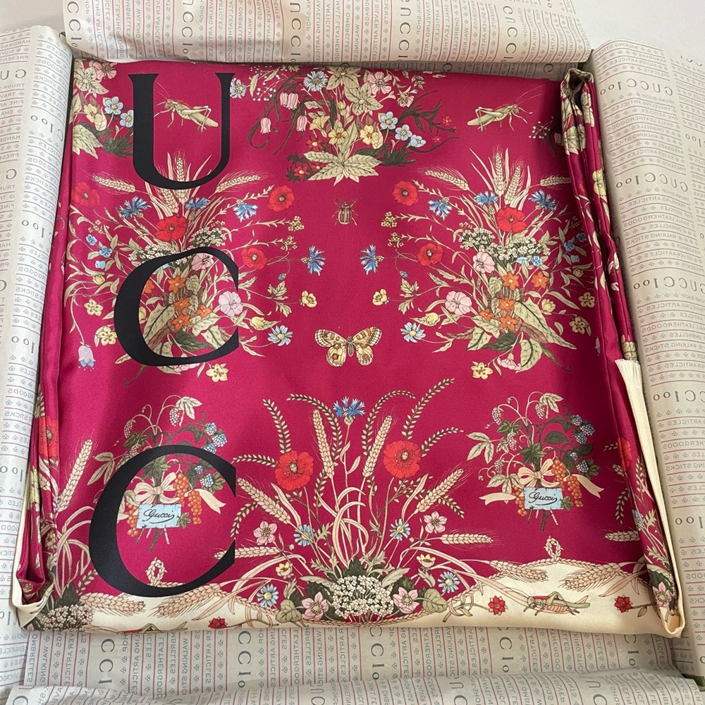 Brand New Gucci Scarf